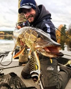 Strike Pro Trueglide Guppie 13,5cm 120g -Vissen Winkel 29 EG208 TR001r 3